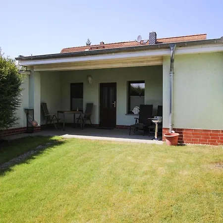 Semi-detached House, Plau Am Holiday home *